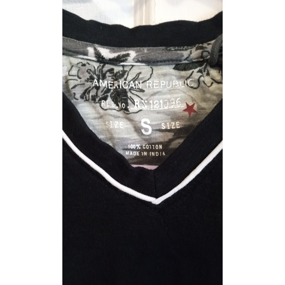 American Republic men's black casual tee - Picture 2 of 5